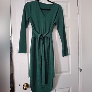 Green V-Neck Dress Midi